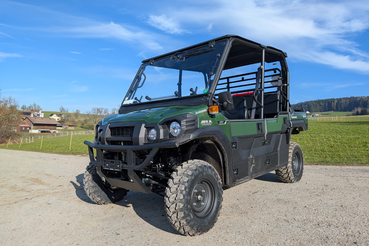 mule pro-dxt action 01