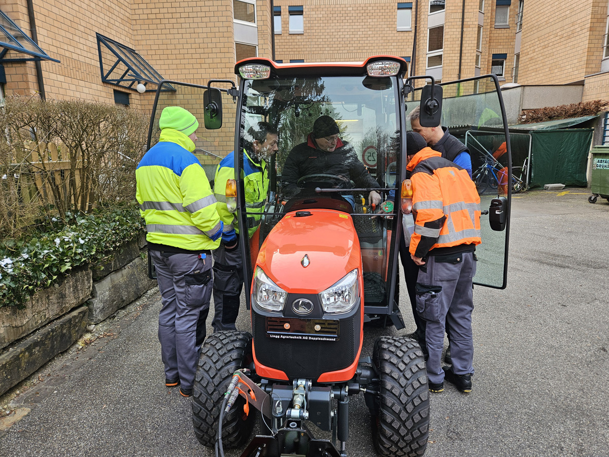 Kubota B2261 HDUA Betreuung und Pflege Malters 02
